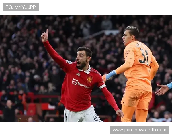 曼城三人组配合默契制造连场攻势